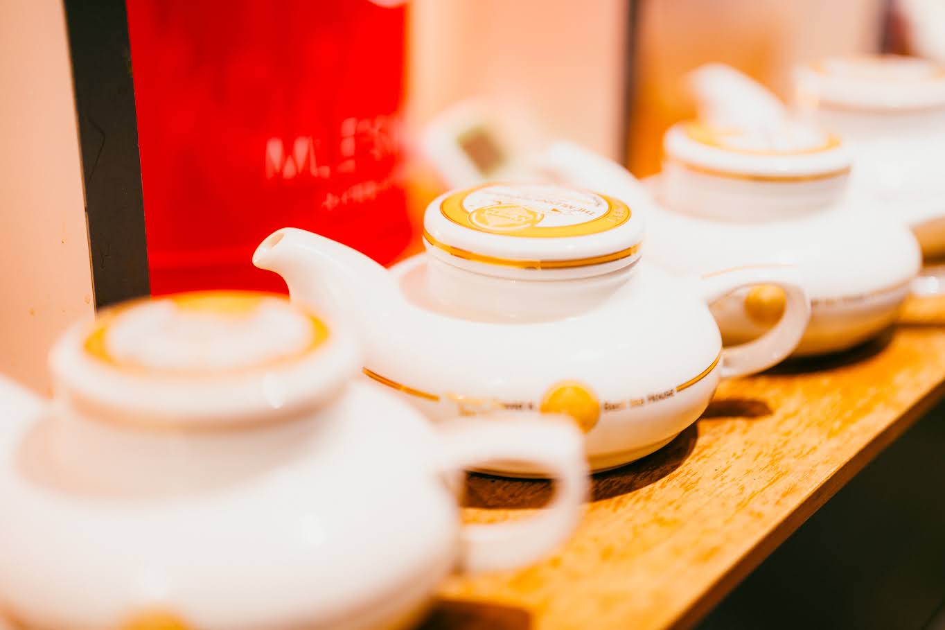 寒い朝にうれしい！紅茶が冷めにくい器具とは？