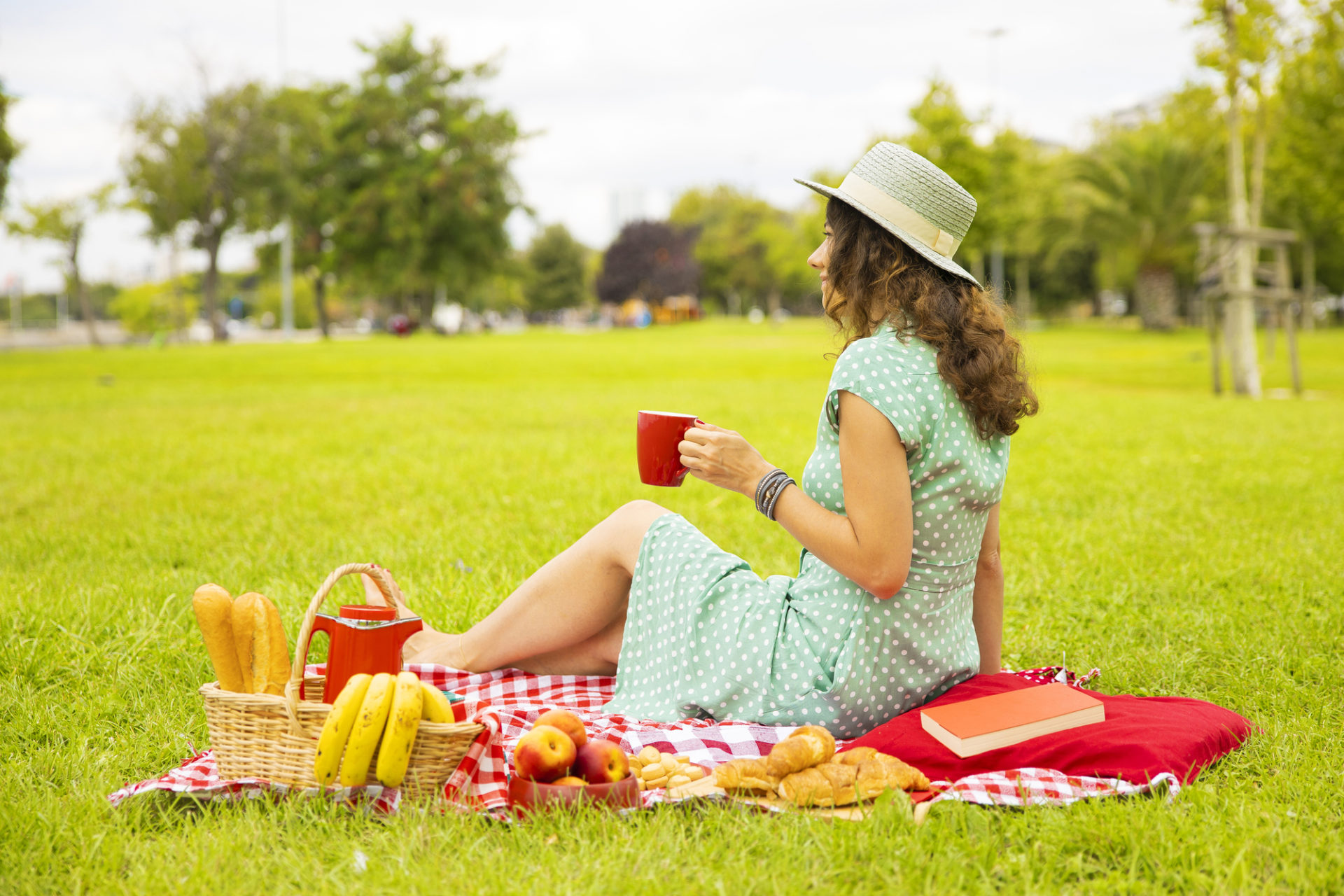 ピクニック向け“保温・保冷バッグ”と紅茶の相性とは？