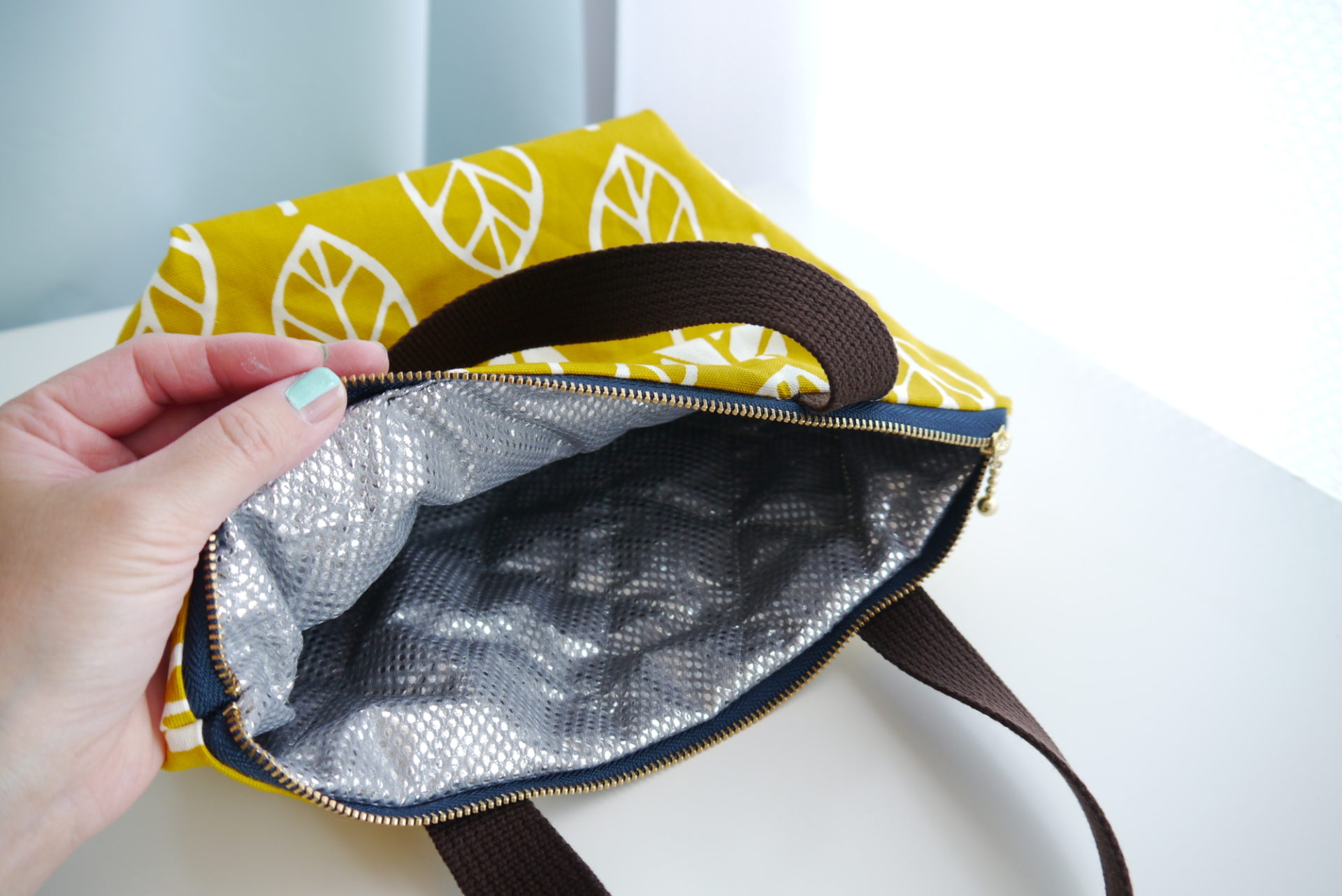 保温・保冷バッグとは？ピクニックで紅茶を楽しむために選ぶべき理由