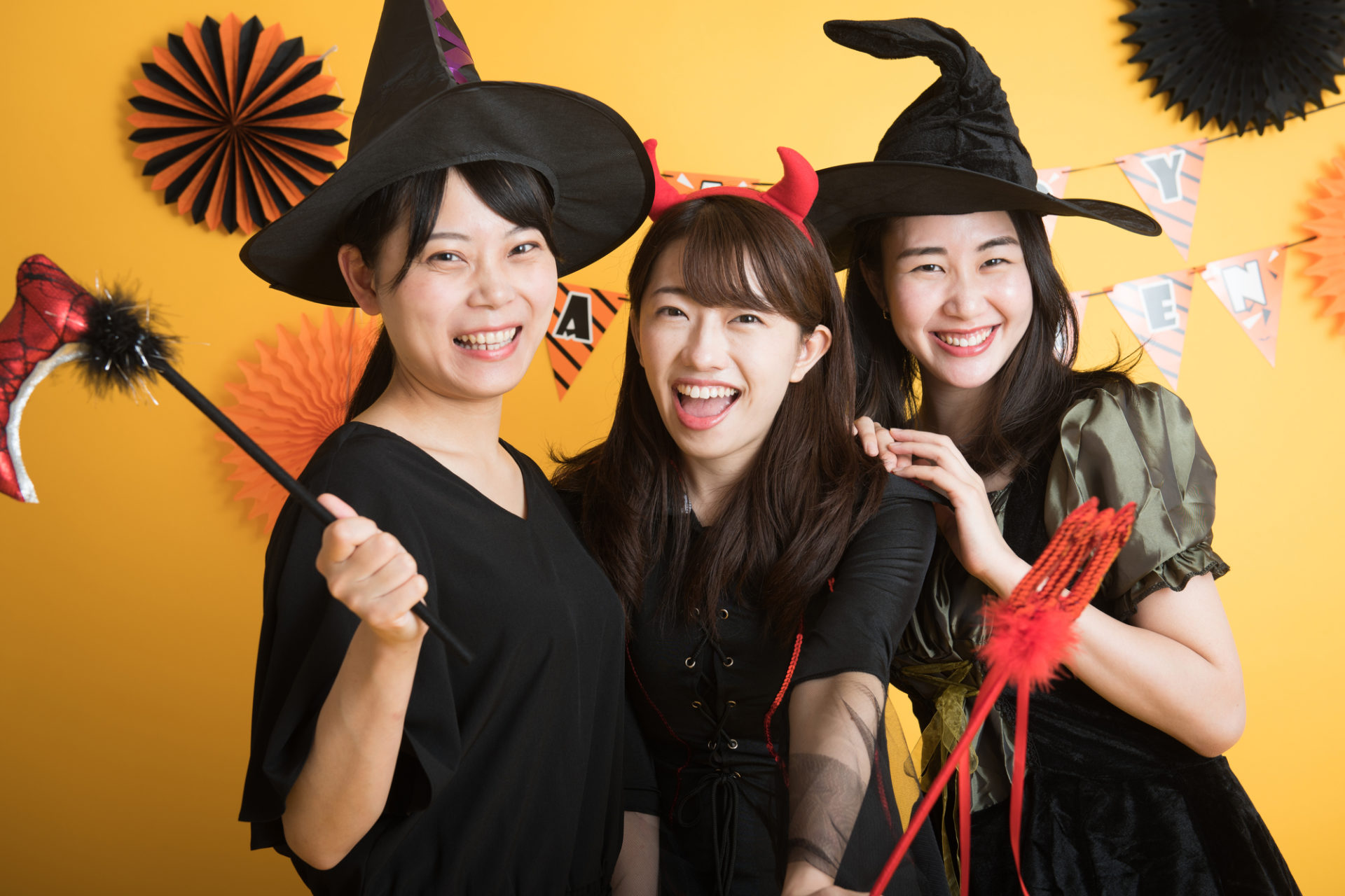 ハロウィンの"色×香り"コーデとは？